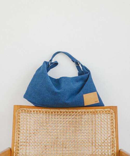 KBF（ケイビーエフ）の「2WAYハンドルデザインBAG（ハンドバッグ・レディース・ブラウン/ブルー・ONE）」の2枚目の写真