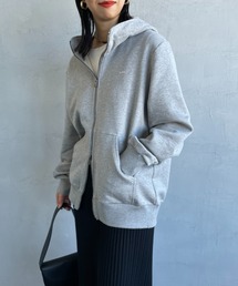 [TATRAS/タトラス] FELDA ワンポイントロゴ フードジップパーカー