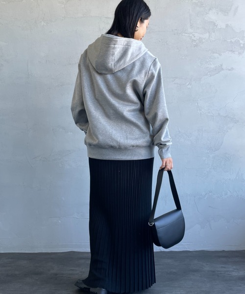 WEB先行予約】[TATRAS/タトラス] FELDA ワンポイントロゴ フード