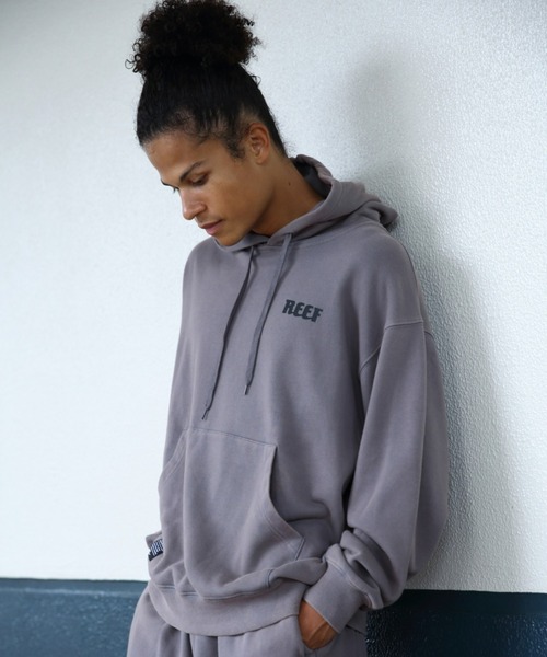 REEF(リーフ)の「【REEF】HERITAGE WASHED HOODIE(パーカー・メンズ・ブラック/グレー系その他・LARGE/X-LARGE/MEDIUM)」の2枚目の写真