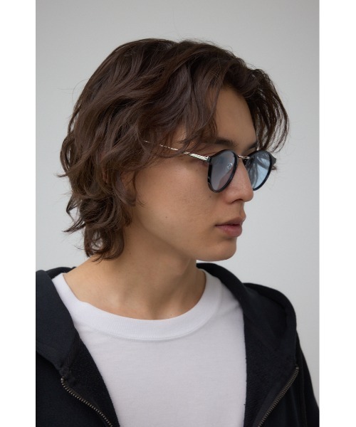 AZUL by moussy(アズールバイマウジー)の「ルーセントフレームアイウェア(サングラス・メンズ・グレー系その他/ブラック系その他・FREE)」の3枚目の写真