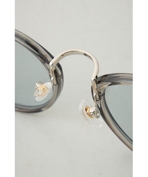 AZUL by moussy(アズールバイマウジー)の「ルーセントフレームアイウェア(サングラス・メンズ・グレー系その他/ブラック系その他・FREE)」の16枚目の写真