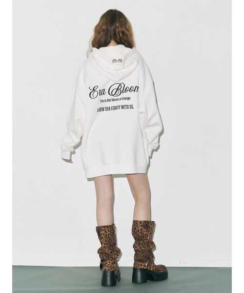 EVRIS（エヴリス）の「【裏起毛】era bloom グラフィックジップパーカー（パーカー・レディース・ホワイト/レッド/ブラック/グレー・FREE）」の20枚目の写真