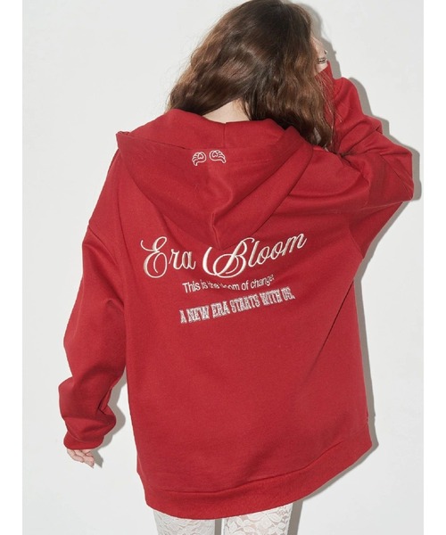EVRIS（エヴリス）の「【裏起毛】era bloom グラフィックジップパーカー（パーカー・レディース・ホワイト/レッド/ブラック/グレー・FREE）」の4枚目の写真