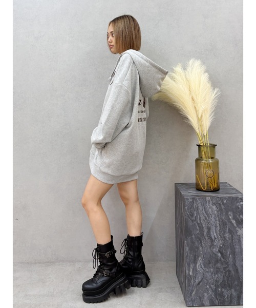 EVRIS（エヴリス）の「【裏起毛】era bloom グラフィックジップパーカー（パーカー・レディース・ホワイト/レッド/ブラック/グレー・FREE）」の15枚目の写真