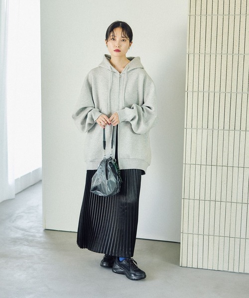 パフエアZIPBIGフーディー 582465（パーカー）｜LEPSIM