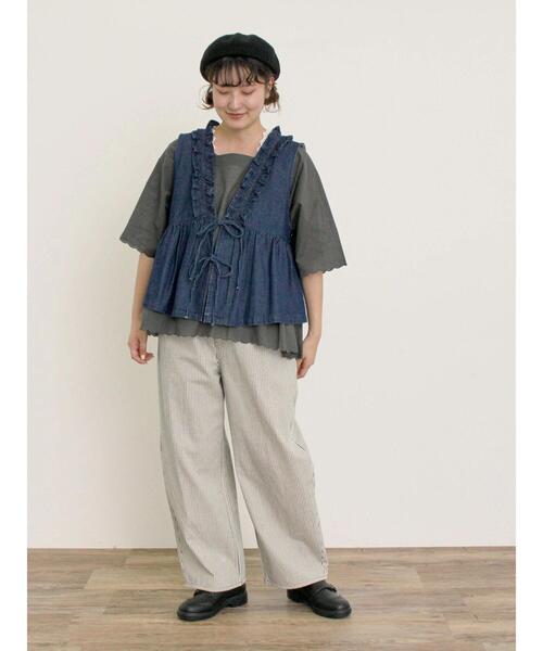 Samansa Mos2（サマンサ モスモス）の「【S/M/Lサイズ】刺繍デニム/ヒッコリーカーブパンツ（その他パンツ・レディース・ネイビー/ブラック/オフホワイト/ブルー・S/L/M）」の6枚目の写真