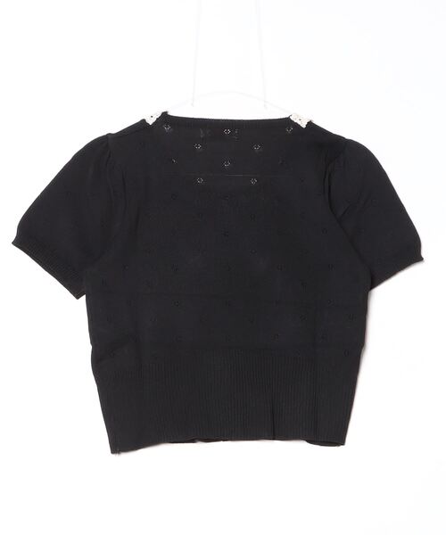 Vini（ヴィニ）の「【Vini】レースリボン付き フリルネック 半袖 ショート ニット（ニット/セーター・レディース・ホワイト/ブラック/ピンク・FREE）」の4枚目の写真
