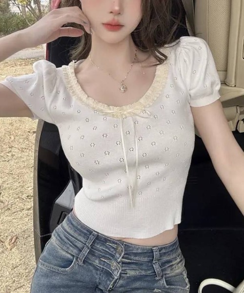 Vini（ヴィニ）の「【Vini】レースリボン付き フリルネック 半袖 ショート ニット（ニット/セーター・レディース・ホワイト/ブラック/ピンク・FREE）」の12枚目の写真