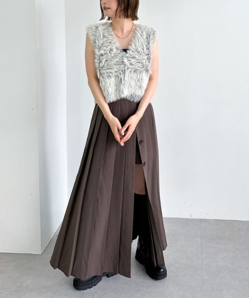 archives(アルシーヴ)の「グラデーションロングフェザーニットベスト(ベスト・レディース・ブラウン/アイボリー・MEDIUM)」の12枚目の写真