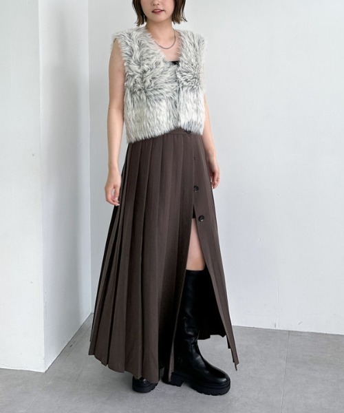 archives(アルシーヴ)の「グラデーションロングフェザーニットベスト(ベスト・レディース・ブラウン/アイボリー・MEDIUM)」の13枚目の写真