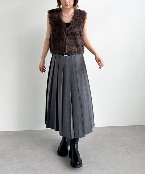 archives(アルシーヴ)の「グラデーションロングフェザーニットベスト(ベスト・レディース・ブラウン/アイボリー・MEDIUM)」の20枚目の写真