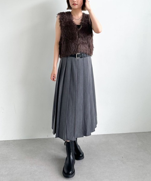 archives(アルシーヴ)の「グラデーションロングフェザーニットベスト(ベスト・レディース・ブラウン/アイボリー・MEDIUM)」の21枚目の写真