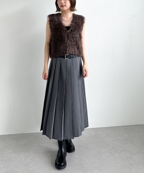 archives(アルシーヴ)の「グラデーションロングフェザーニットベスト(ベスト・レディース・ブラウン/アイボリー・MEDIUM)」の22枚目の写真