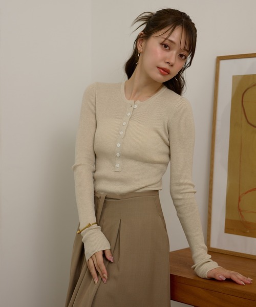 LAULEN(ローレン)の「henry neck lib knit /ヘンリーネックリブ長袖ニットプルオーバー(ニット/セーター・レディース・ブラウン/ベージュ/ブラック・FREE)」の11枚目の写真