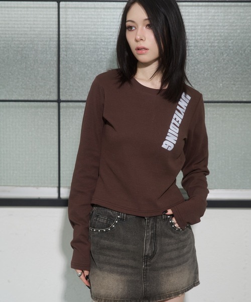 ENVYM(アンビー)の「スプレープリントTシャツ(Tシャツ/カットソー・レディース・ブラウン/レッド/ブラック・FREE)」の2枚目の写真