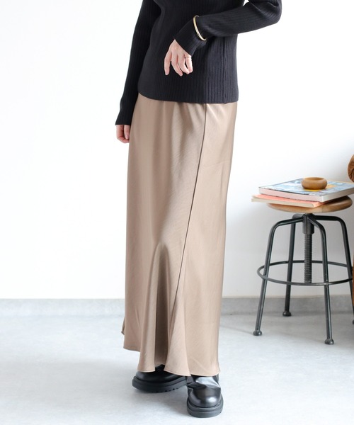 cepo（セポ）の「サテンマーメイドスカート（スカート・レディース・ブラウン/チャコール/ベージュ・M）」の9枚目の写真