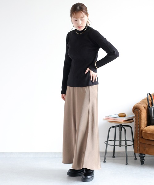 cepo（セポ）の「サテンマーメイドスカート（スカート・レディース・ブラウン/チャコール/ベージュ・M）」の5枚目の写真