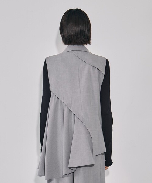 UNITED TOKYO（ユナイテッドトウキョウ）の「【残りわずか！】バイアスカットフレアジレ｜ウォッシャブル/防シワ/セットアップ/オケージョン/レイヤード/ベスト/冬服（ベスト・レディース・グレー/ブラック・FREE）」の11枚目の写真