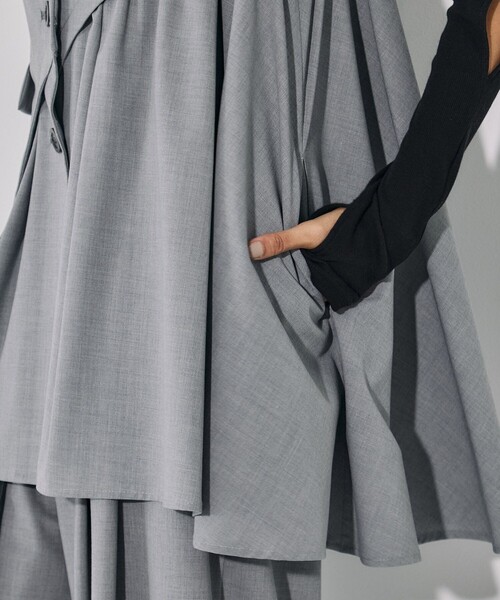 UNITED TOKYO（ユナイテッドトウキョウ）の「【残りわずか！】バイアスカットフレアジレ｜ウォッシャブル/防シワ/セットアップ/オケージョン/レイヤード/ベスト/冬服（ベスト・レディース・グレー/ブラック・FREE）」の15枚目の写真