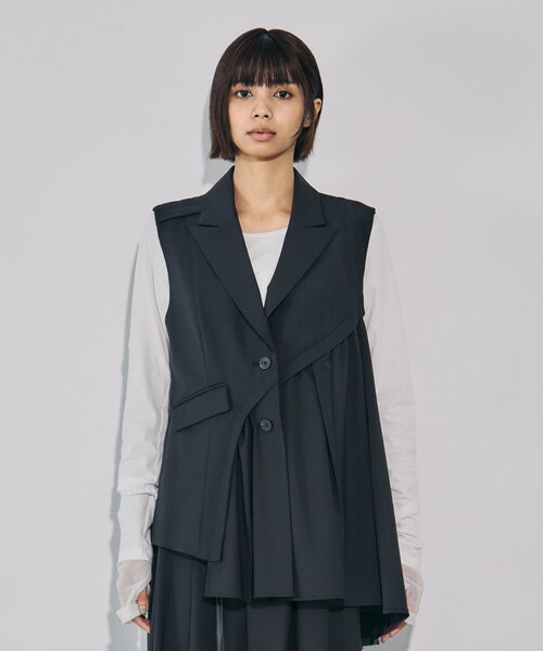 美品ユナイテッドトウキョウUNITEDTOKYOフレアレイヤードブラウスブラック UNITED TOKYO（ユナイテッドトウキョウ）の「フレアレイヤード