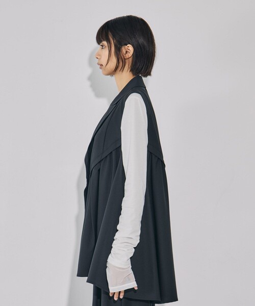 UNITED TOKYO（ユナイテッドトウキョウ）の「【残りわずか！】バイアスカットフレアジレ｜ウォッシャブル/防シワ/セットアップ/オケージョン/レイヤード/ベスト/冬服（ベスト・レディース・グレー/ブラック・FREE）」の22枚目の写真
