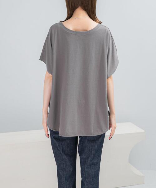 URBAN RESEARCH ROSSO WOMEN（アーバンリサーチ　ロッソ）の「CHIGNON　photo　ドルマンカットソー（Tシャツ/カットソー・レディース・アイボリー/チャコールグレー・FREE）」の12枚目の写真