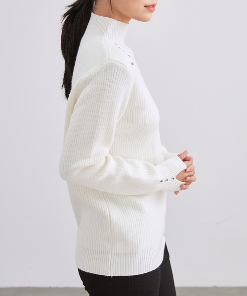 Lace Ladies(レースレディース)の「ハイネック メタル パーツ リブニット プルオーバー(ニット/セーター・レディース・ブラック/アイボリー/ベージュ/ブラウン・FREE)」の18枚目の写真