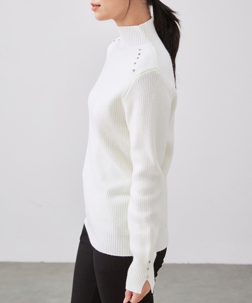 Lace Ladies(レースレディース)の「ハイネック メタル パーツ リブニット プルオーバー(ニット/セーター・レディース・ブラック/アイボリー/ベージュ/ブラウン・FREE)」の20枚目の写真