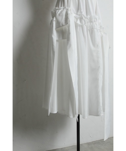 ARVELLIA（アルベリア）の「RIBBON DETAIL FRILL SKIRT（スカート・レディース・ブラック/ホワイト・M）」の10枚目の写真