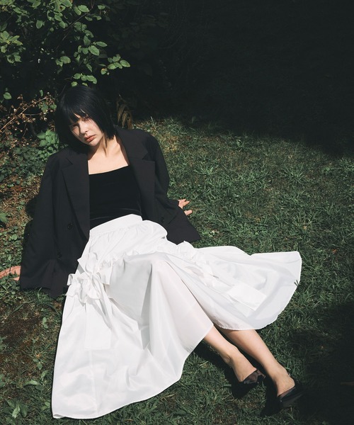 ARVELLIA（アルベリア）の「RIBBON DETAIL FRILL SKIRT（スカート・レディース・ブラック/ホワイト・M）」の13枚目の写真