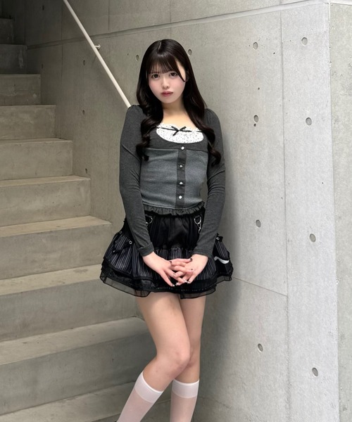 Lae(レイ)の「ドットリボンドッキングトップス(Tシャツ/カットソー・レディース・グレー・SMALL/MEDIUM)」の4枚目の写真