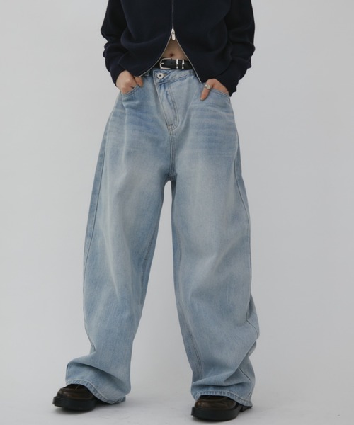 VION（ヴィオン）の「ワイドストレートデニムパンツ / Wide Straight Denim Pants（デニムパンツ・レディース・ブルー/ライトブルー・MEDIUM/LARGE）」の21枚目の写真
