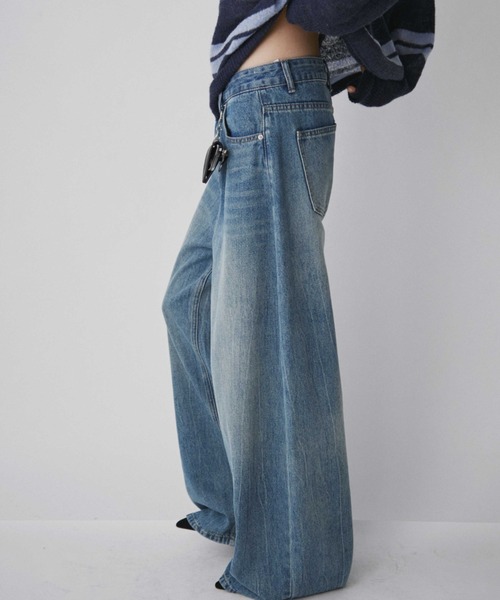 VION（ヴィオン）の「Wide Straight Denim Pants / ワイドストレートデニムパンツ（デニムパンツ・レディース・ブルー/ライトブルー・MEDIUM/LARGE）」の16枚目の写真
