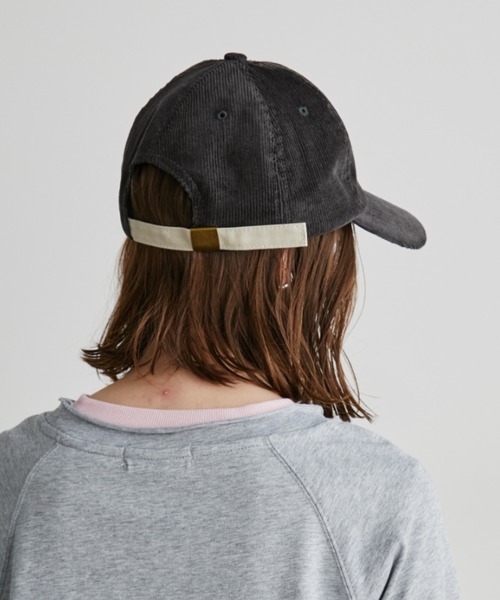 Auntie Rosa Holiday(アンティローザホリデー)の「コーデュロイロゴCAP(キャップ・レディース・ボルドー/チャコールグレー/パープル・FREE)」の6枚目の写真
