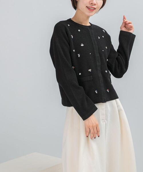 URBAN RESEARCH ROSSO WOMEN（アーバンリサーチ　ロッソ）の「ビジューショートカーディガン（カーディガン/ボレロ・レディース・ブラック/オフホワイト・FREE）」の8枚目の写真