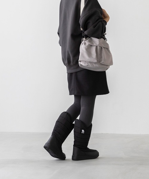 moz(モズ)の「moz モズ 防水・防寒ロングブーツ(ブーツ・レディース・アイボリー/ブラック/カーキ・25.0cm/23.5cm/24.0cm/24.5cm/23.0cm)」の12枚目の写真