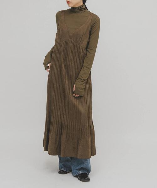 KBF（ケイビーエフ）の「illi　タートルベーシックカットソー（Tシャツ/カットソー・レディース・オリーブ/オフホワイト/グレー・ONE）」の19枚目の写真