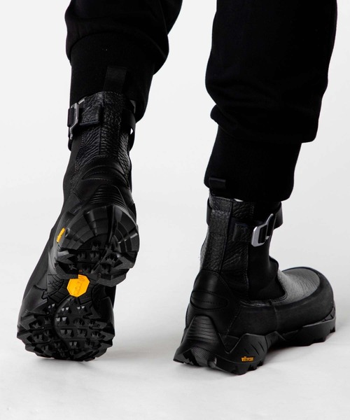 ROA（ロア）の「ROA Chelsea Boot ロア テクニカル チェルシーブーツ（ブーツ・メンズ・ブラック・39.5/39）」の4枚目の写真