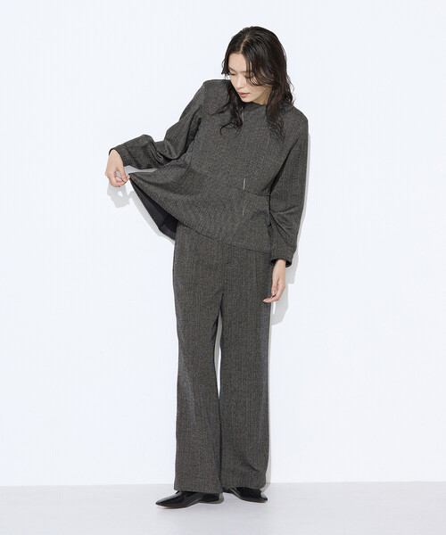 K.T KIYOKO TAKASE（キヨコタカセ）の「ピンヘッドツイード ペプラムブラウス（シャツ/ブラウス・レディース・ブラック・9号）」の13枚目の写真