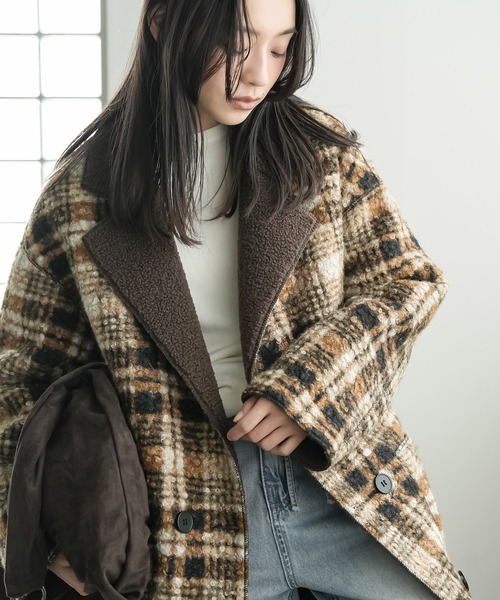 mili an deni（ミリアンデニ）の「リバーシブルチェックボアコート（チェスターコート・レディース・ブラウン/ブラック/ホワイト×ブラック・M）」の12枚目の写真