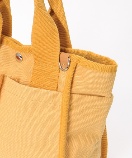 ikka（イッカ）の「【雑誌InRed4月号掲載】キャンバスパイピングミニトートバッグ（トートバッグ・レディース・マスタード/ライトカーキ/ブラック/グレー/オフホワイト/ブルー・FREE）」の15枚目の写真