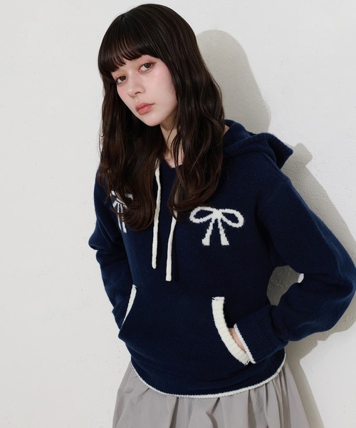 FCMM(エフシーエムエム)の「【日本限定】RIBBON KNIT HOODIE / リボンニットフーディ(ニット/セーター・レディース・ネイビー/ブラウン/グレー・SMALL/MEDIUM)」の3枚目の写真