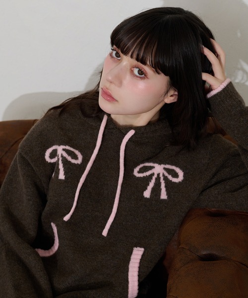 FCMM(エフシーエムエム)の「【日本限定】RIBBON KNIT HOODIE / リボンニットフーディ(ニット/セーター・レディース・ネイビー/ブラウン/グレー・SMALL/MEDIUM)」の7枚目の写真