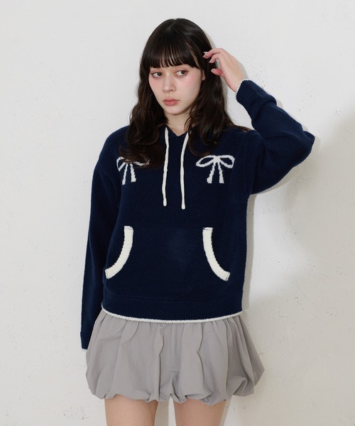 FCMM(エフシーエムエム)の「【日本限定】RIBBON KNIT HOODIE / リボンニットフーディ(ニット/セーター・レディース・ネイビー/ブラウン/グレー・SMALL/MEDIUM)」の11枚目の写真