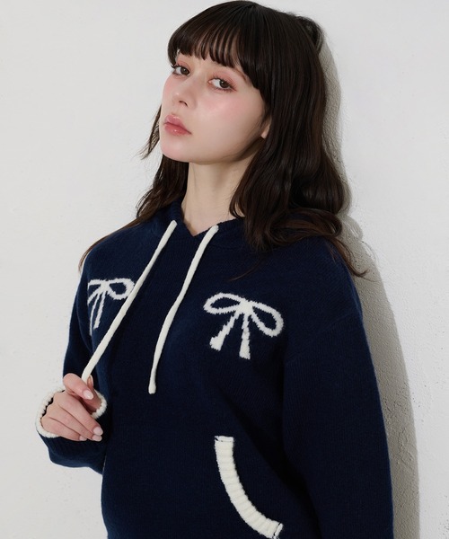 FCMM(エフシーエムエム)の「【日本限定】RIBBON KNIT HOODIE / リボンニットフーディ(ニット/セーター・レディース・ネイビー/ブラウン/グレー・SMALL/MEDIUM)」の15枚目の写真