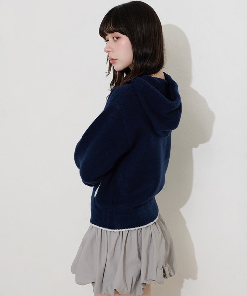 FCMM(エフシーエムエム)の「【日本限定】RIBBON KNIT HOODIE / リボンニットフーディ(ニット/セーター・レディース・ネイビー/ブラウン/グレー・SMALL/MEDIUM)」の17枚目の写真