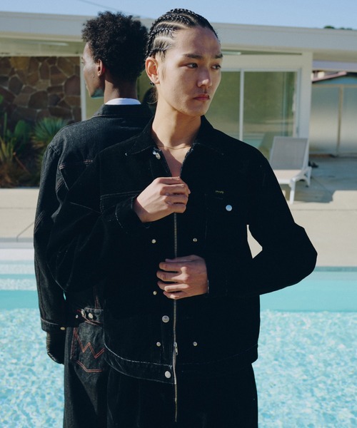 Camphor wood(カンファーウッド)の「【 Wrangler × CamphorWood 】custom 2way flocky trucker jacket【124MJ×24MJZ】/ 【ラングラーコラボレーション】カスタム2wayフロッキーデニムジャケット(その他アウター・メンズ・ブラック系2・SMALL/MEDIUM/LARGE)」の9枚目の写真