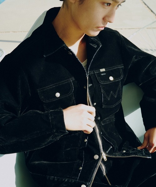 Camphor wood(カンファーウッド)の「【 Wrangler × CamphorWood 】custom 2way flocky trucker jacket【124MJ×24MJZ】/ 【ラングラーコラボレーション】カスタム2wayフロッキーデニムジャケット(その他アウター・メンズ・ブラック系2・SMALL/MEDIUM/LARGE)」の17枚目の写真