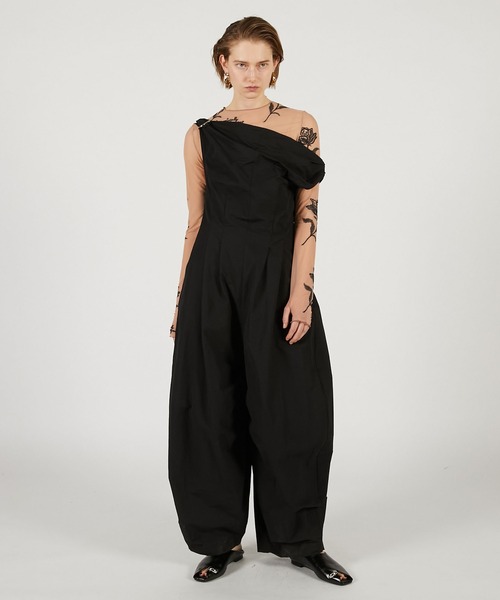 PRANK PROJECT（プランクプロジェクト）の「ドレープバルーンジャンプスーツ / Drape Balloon Jumpsuit（パンツドレス・レディース・ブラック/アイボリー・36/38）」の2枚目の写真